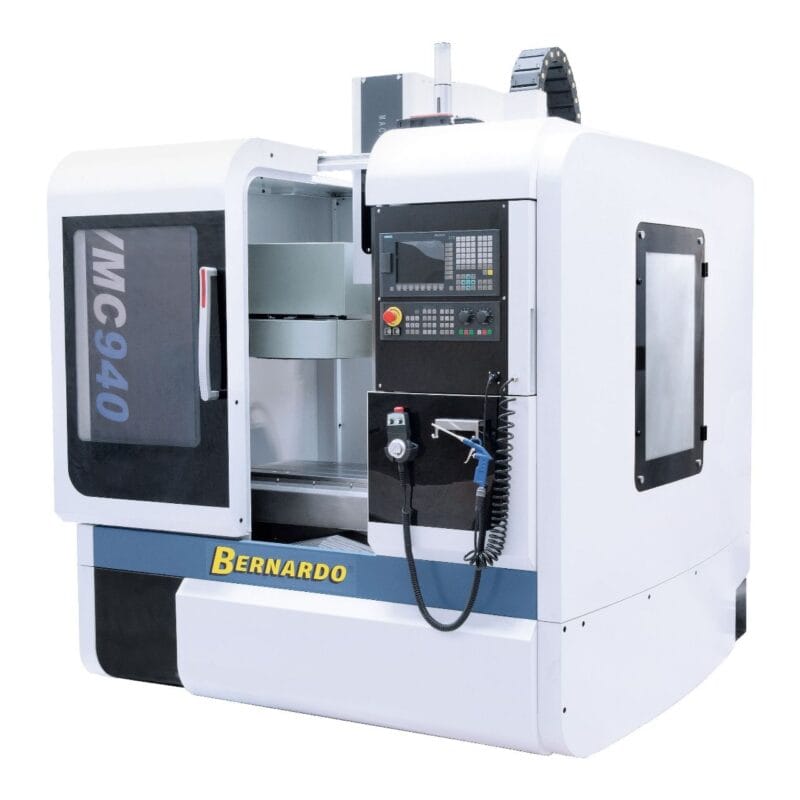 Pionowe centrum obróbcze CNC VMC 940 + Siemens Sinumerik 828D