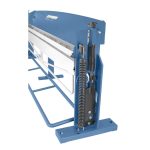 Bending machines with cutting rails